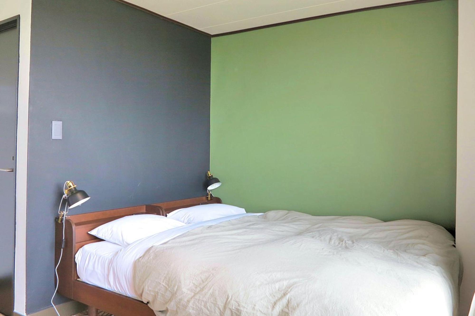 J-Hoppers Lake Biwa Guesthouse Otsu Rom bilde